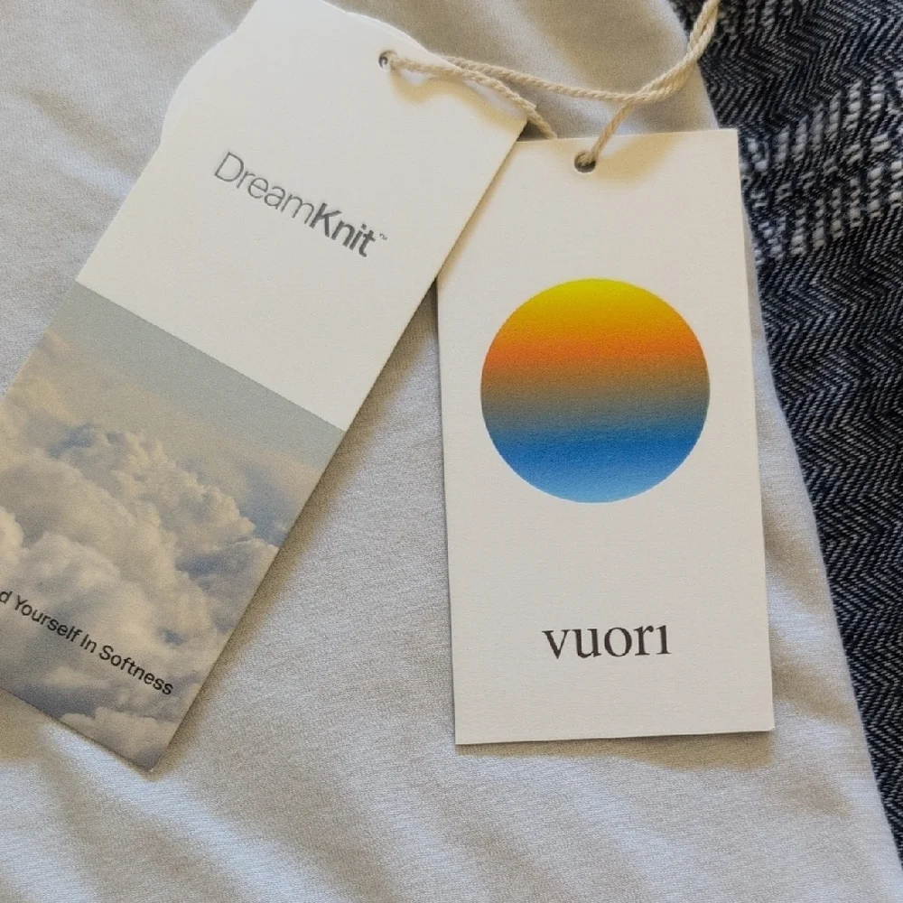 Vuori DreamKnit Cream Apparel - Picture 2 of 5